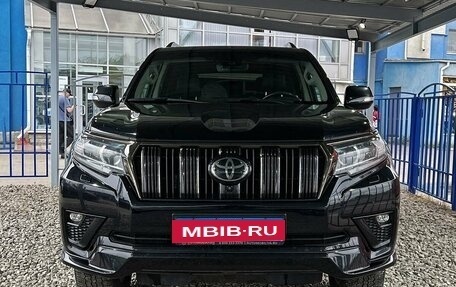Toyota Land Cruiser Prado 150 рестайлинг 2, 2021 год, 6 600 000 рублей, 7 фотография