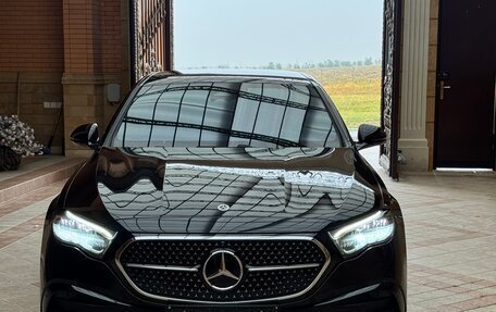 Mercedes-Benz E-Класс, 2024 год, 10 500 000 рублей, 2 фотография