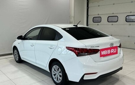 Hyundai Solaris II рестайлинг, 2018 год, 1 499 900 рублей, 2 фотография