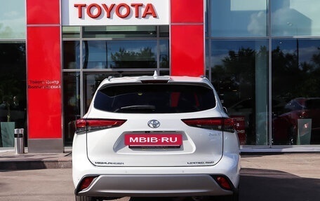 Toyota Highlander, 2025 год, 5 890 000 рублей, 4 фотография