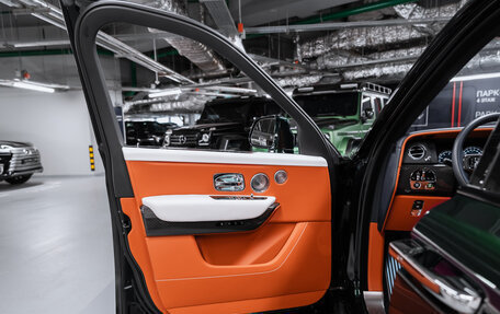 Rolls-Royce Cullinan, 2023 год, 52 500 000 рублей, 34 фотография