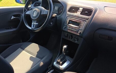 Volkswagen Polo VI (EU Market), 2013 год, 850 000 рублей, 4 фотография