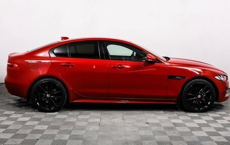 Jaguar XE I рестайлинг, 2018 год, 2 750 000 рублей, 2 фотография