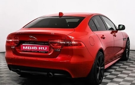 Jaguar XE I рестайлинг, 2018 год, 2 750 000 рублей, 3 фотография