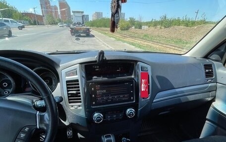 Mitsubishi Pajero IV, 2018 год, 3 700 000 рублей, 4 фотография