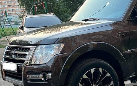 Mitsubishi Pajero IV, 2018 год, 3 700 000 рублей, 11 фотография