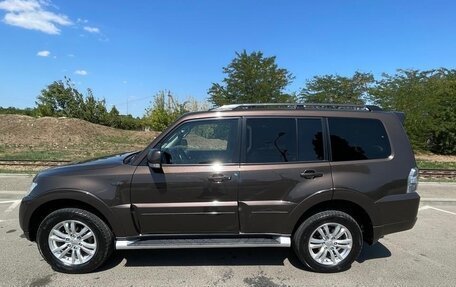 Mitsubishi Pajero IV, 2018 год, 3 700 000 рублей, 10 фотография