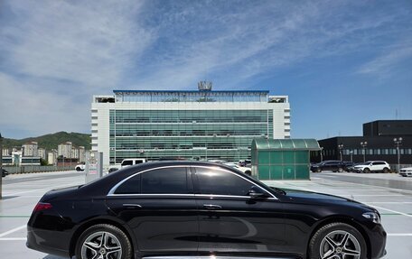 Mercedes-Benz S-Класс, 2022 год, 7 750 000 рублей, 3 фотография