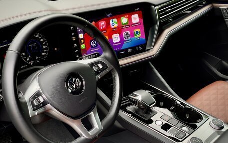 Volkswagen Touareg III, 2019 год, 5 700 000 рублей, 8 фотография