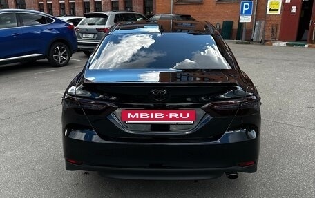 Toyota Camry, 2018 год, 3 000 000 рублей, 3 фотография
