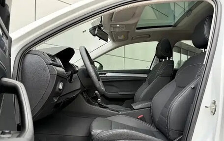 Skoda Superb III рестайлинг, 2022 год, 2 110 000 рублей, 9 фотография