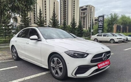 Mercedes-Benz C-Класс, 2022 год, 2 990 000 рублей, 3 фотография