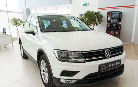 Volkswagen Tiguan II, 2017 год, 1 724 000 рублей, 7 фотография