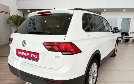Volkswagen Tiguan II, 2017 год, 1 724 000 рублей, 9 фотография