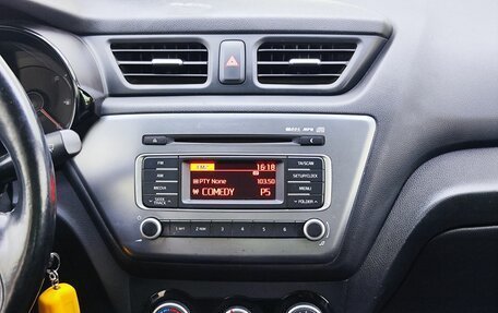 KIA Rio III рестайлинг, 2015 год, 959 000 рублей, 18 фотография