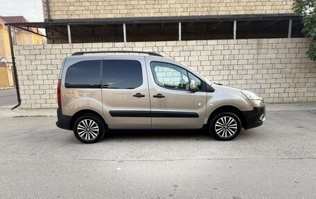 Peugeot Partner II рестайлинг 2, 2014 год, 750 000 рублей, 2 фотография