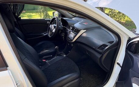 Hyundai Solaris II рестайлинг, 2013 год, 650 000 рублей, 11 фотография