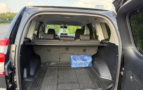 Toyota Land Cruiser Prado 150 рестайлинг 2, 2015 год, 3 500 000 рублей, 9 фотография