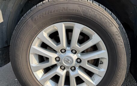 Toyota Land Cruiser Prado 150 рестайлинг 2, 2015 год, 3 500 000 рублей, 14 фотография
