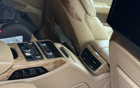 Audi A8, 2012 год, 2 000 000 рублей, 9 фотография