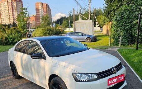 Volkswagen Jetta VI, 2012 год, 980 000 рублей, 11 фотография