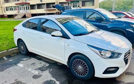 Hyundai Solaris II рестайлинг, 2017 год, 1 130 000 рублей, 3 фотография