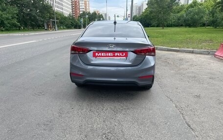 Hyundai Solaris II рестайлинг, 2018 год, 1 500 000 рублей, 7 фотография