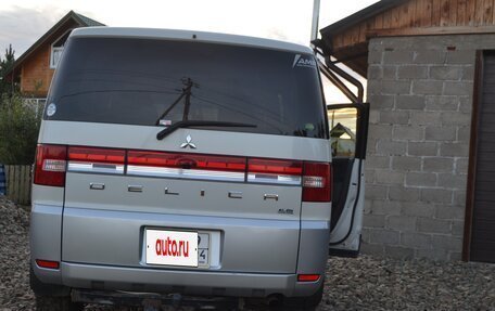 Mitsubishi Delica D:5 I, 2013 год, 2 500 000 рублей, 4 фотография