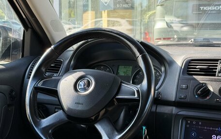 Skoda Fabia II, 2013 год, 935 000 рублей, 10 фотография