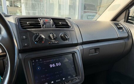 Skoda Fabia II, 2013 год, 935 000 рублей, 14 фотография