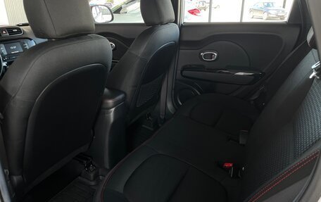 KIA Soul II рестайлинг, 2018 год, 1 740 000 рублей, 22 фотография