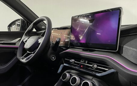 Skoda Kodiaq, 2025 год, 5 600 000 рублей, 19 фотография