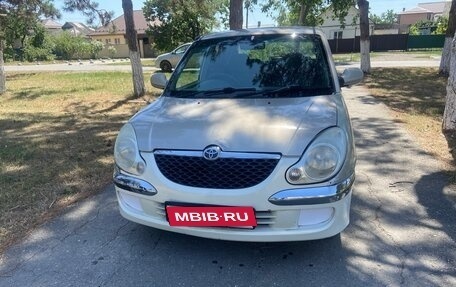 Daihatsu Storia, 2003 год, 175 000 рублей, 1 фотография