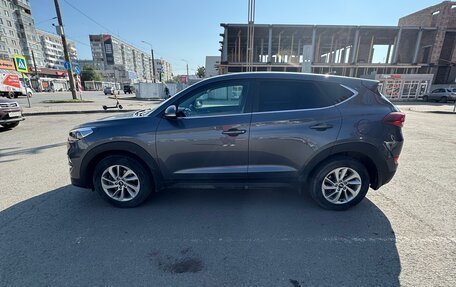 Hyundai Tucson III, 2017 год, 1 950 000 рублей, 2 фотография