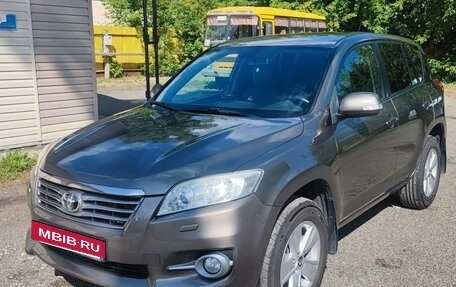 Toyota RAV4, 2011 год, 1 750 000 рублей, 4 фотография