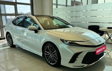 Toyota Camry, 2025 год, 3 658 000 рублей, 2 фотография