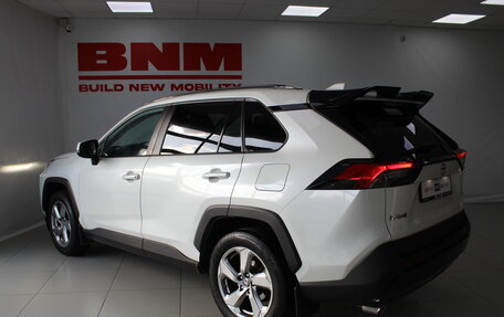 Toyota RAV4, 2021 год, 3 470 000 рублей, 5 фотография