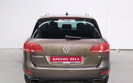 Volkswagen Touareg III, 2011 год, 1 630 000 рублей, 4 фотография