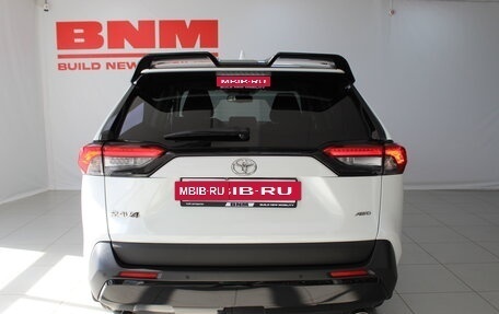 Toyota RAV4, 2021 год, 3 470 000 рублей, 4 фотография