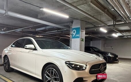 Mercedes-Benz E-Класс, 2021 год, 4 400 000 рублей, 2 фотография