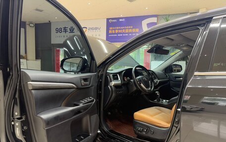 Toyota Highlander III, 2021 год, 3 527 000 рублей, 8 фотография