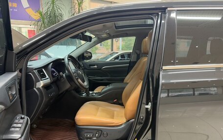 Toyota Highlander III, 2021 год, 3 527 000 рублей, 16 фотография