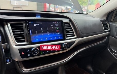 Toyota Highlander III, 2021 год, 3 527 000 рублей, 12 фотография