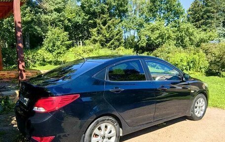 Hyundai Solaris II рестайлинг, 2016 год, 970 000 рублей, 3 фотография