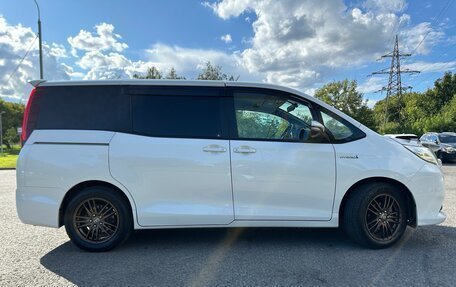 Toyota Noah III, 2014 год, 2 030 000 рублей, 6 фотография