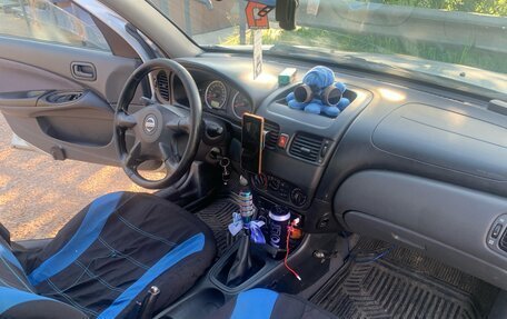 Nissan Almera, 2004 год, 300 000 рублей, 23 фотография