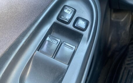 Nissan Almera, 2004 год, 300 000 рублей, 32 фотография