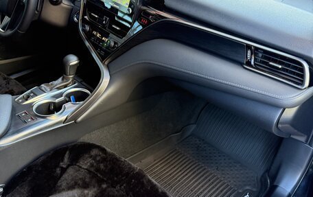 Toyota Camry, 2021 год, 3 500 000 рублей, 7 фотография