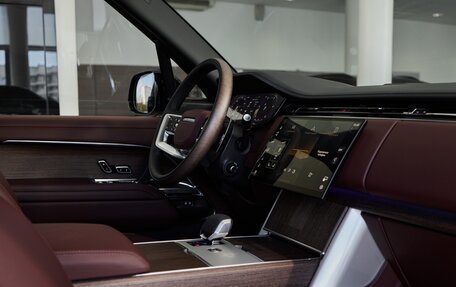 Land Rover Range Rover IV рестайлинг, 2025 год, 24 400 000 рублей, 9 фотография