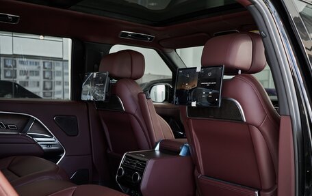 Land Rover Range Rover IV рестайлинг, 2025 год, 24 400 000 рублей, 14 фотография